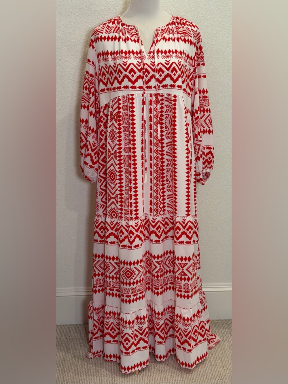 Boho Tiered Maxi Dress Women’s Plus Size 2XL Red White Long Sleeve Tribal Print